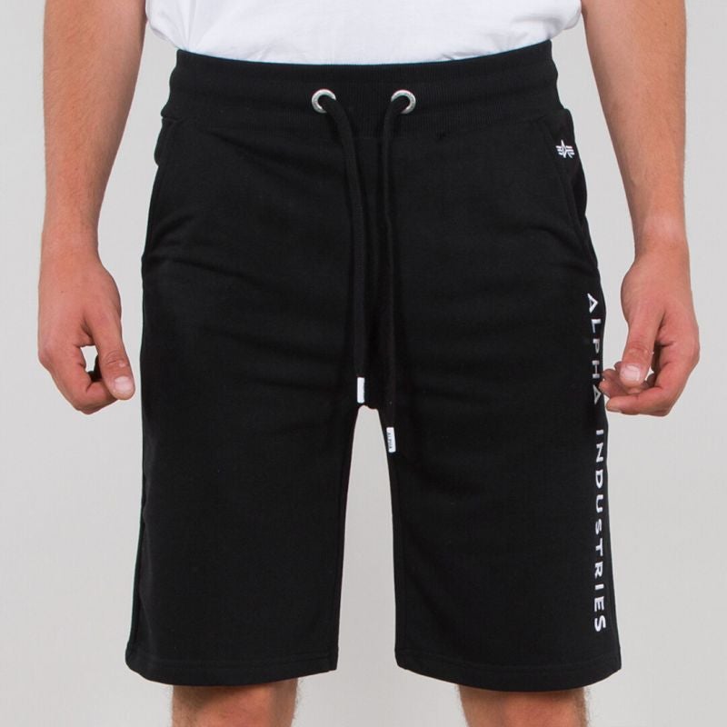 alpha-industries-ai-sweat-shorts-black-m-ai-116365-03-m-figure-1_800x800