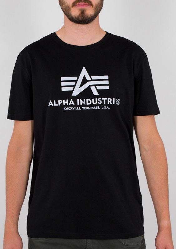 alpha-industries-basic-reflective-print-t-shirt-black-xs-ai-100501rp-03-xs-figure-1_800x800