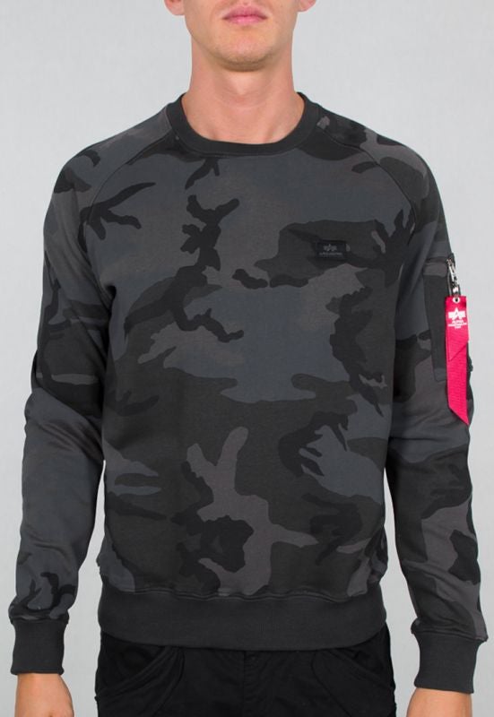 alpha-industries-x-fit-camo-sweatshirt-black-camouflage-xs-ai-158320c-125-xs-figure-1_800x800