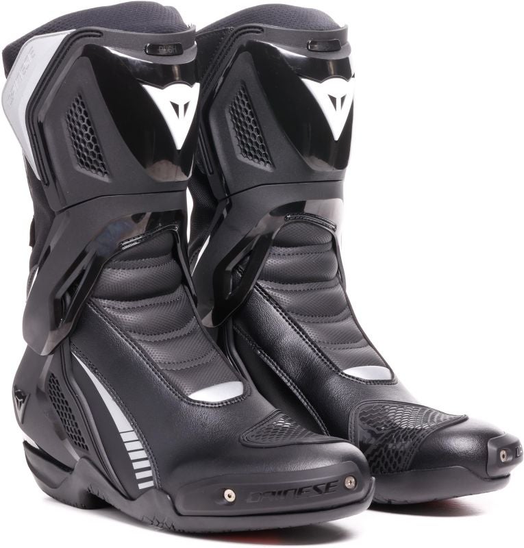 dainese-nexus-3-motorcycle-boots-black-black-46-dai-17900140-631-46-figure-1_800x800