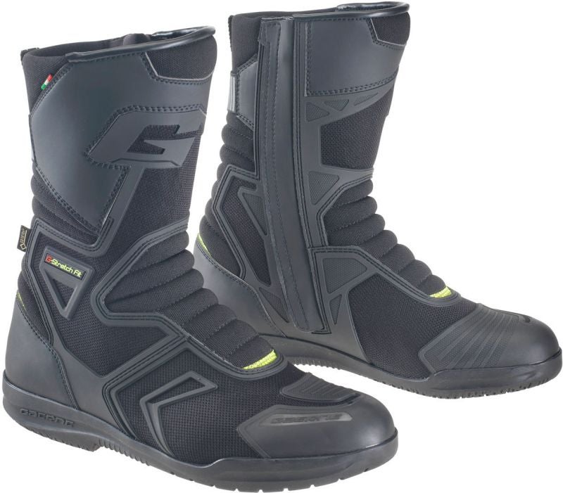 gaerne-g-helium-boots-39-gae-2442-001-39-figure-1_800x800