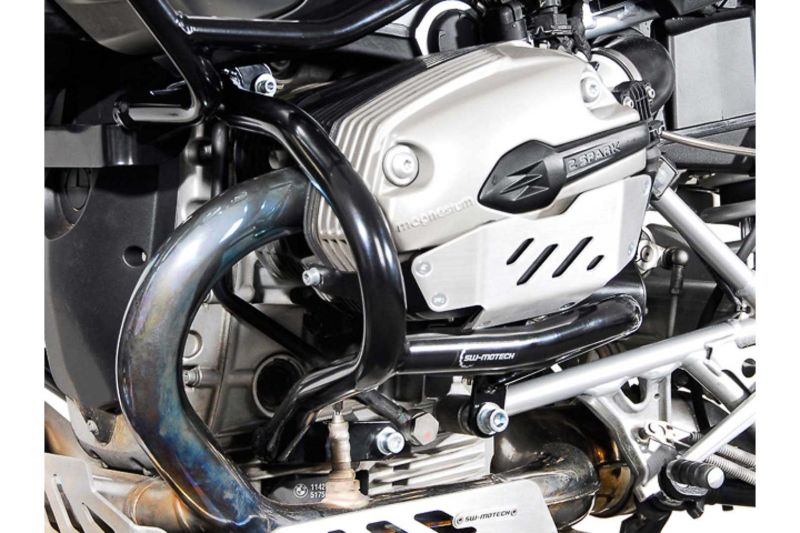 sw-motech-crash-bar-black-bmw-r-1200-gs-04-12-sw-sbl-07-562-10100-b-figure-1_800x800