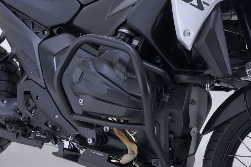 sw-motech-crash-bar-black-bmw-r-1300-gs-23-r-1300-r-25-sw-sbl-07-975-10000-b-figure-1_800x800
