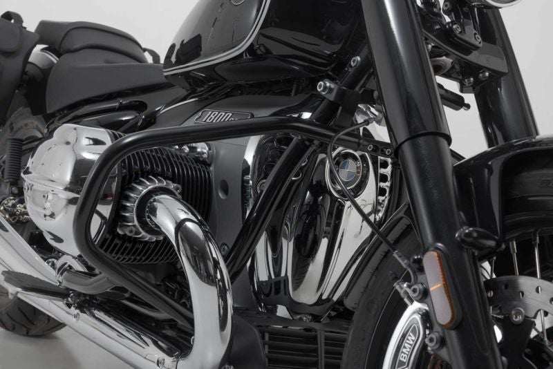 sw-motech-crash-bar-black-bmw-r18-20-sw-sbl-07-909-10000-b-figure-1_800x800