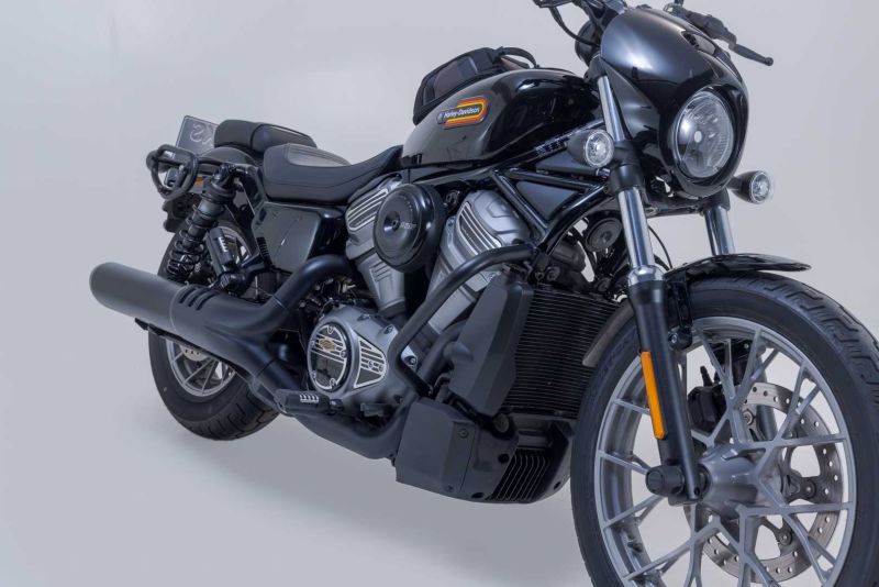 sw-motech-crash-bar-black-harley-davidson-nightster-special-sw-sbl-18-096-10000-b-figure-1_800x800