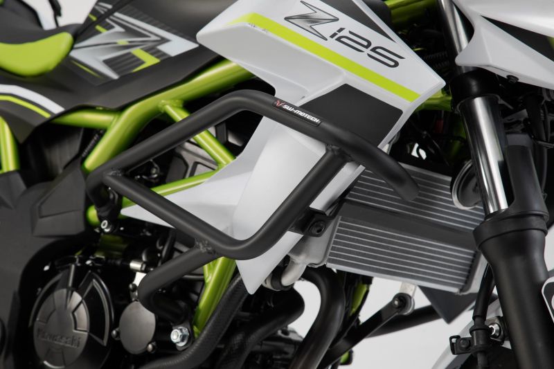 sw-motech-crash-bar-black-kawasaki-z125-18-sw-sbl-08-920-10001-b-figure-1_800x800
