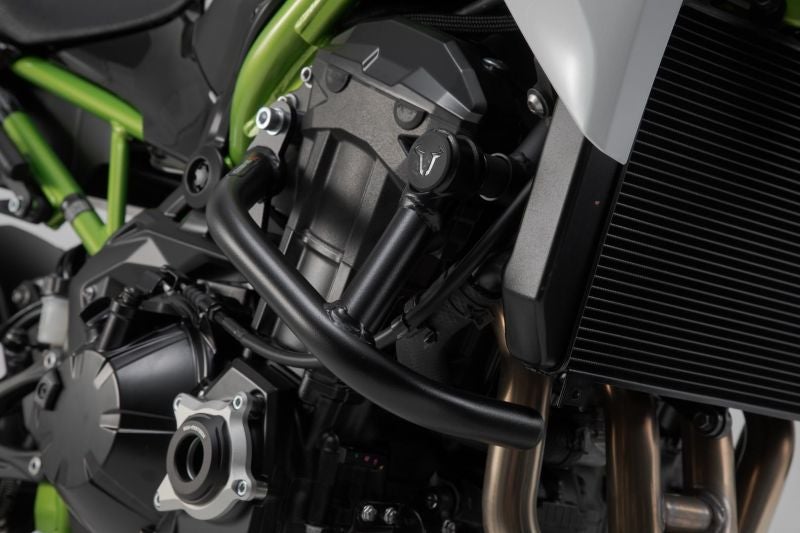 sw-motech-crash-bar-black-kawasaki-z900-16-sw-sbl-08-868-10000-b-figure-1_800x800