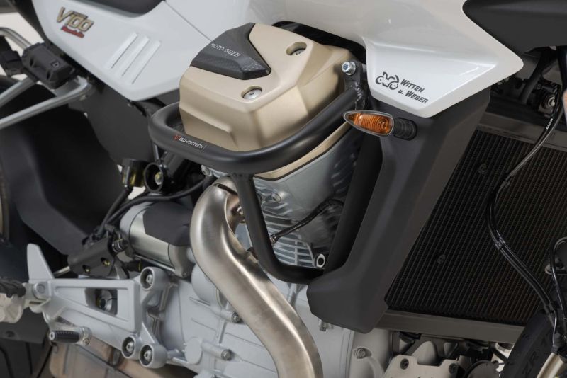 sw-motech-crash-bar-black-moto-guzzi-v100-mandello-s-stelvio-sw-sbl-17-038-10001-b-figure-1_800x800