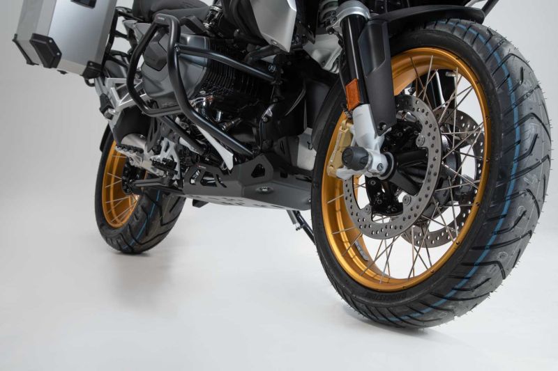 sw-motech-engine-guard-black-bmw-r-1250-gs-adv-rallye-18-sw-mss-07-904-10002-b-figure-1_800x800