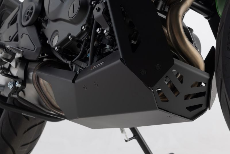 sw-motech-engine-guard-black-kawasaki-versys-650-21-sw-mss-08-844-10000-b-figure-1_800x800