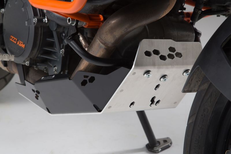 sw-motech-engine-guard-black-silver-ktm-1090-adv-1190-adv-r-1290-sadv-sw-mss-04-657-10001-figure-1_800x800