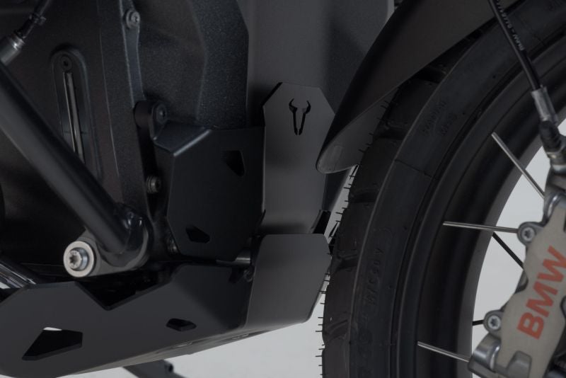 sw-motech-engine-guard-extension-black-bmw-r-1300-gs-adventure-r-1300-r-rt-sw-mss-07-975-10200-b-figure-1_800x800
