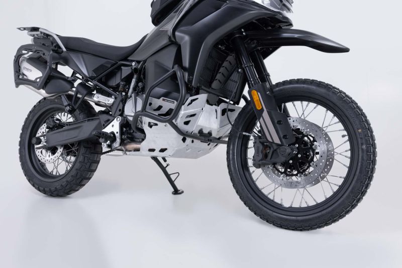 sw-motech-engine-guard-silver-cfmoto-800mt-x-24-sw-mss-10-057-10000-s-figure-1_800x800