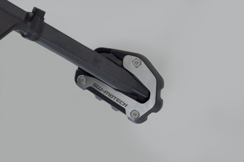 sw-motech-extension-for-side-stand-foot-black-silver-bmw-r-1300-gs-23-adv-24-sw-sts-07-975-10000-figure-1_800x800