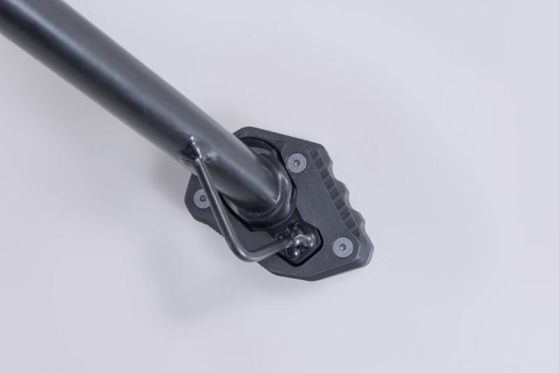sw-motech-extension-for-side-stand-foot-black-silver-ktm-250-adv-390-adv-25-sw-sts-04-417-10000-figure-1_800x800