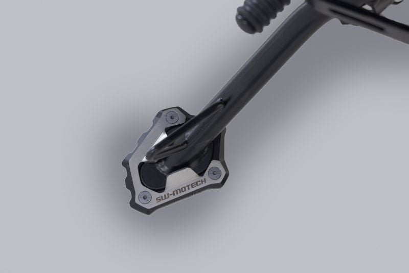 sw-motech-extension-for-side-stand-foot-black-silver-triumph-scrambler-1200-x-23-sw-sts-11-929-10100-figure-1_800x800