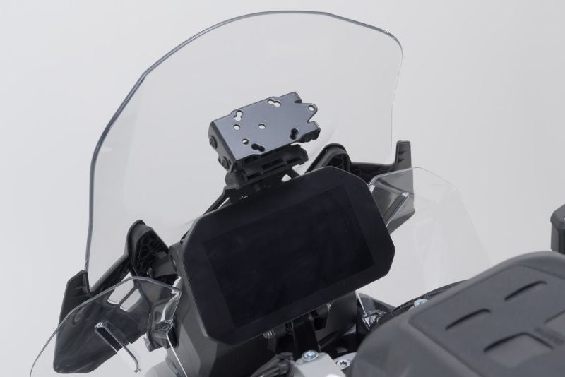 sw-motech-gps-mount-for-cockpit-black-bmw-r-1300-gs-23-adventure-24-sw-gps-07-975-10000-b-figure-1_800x800