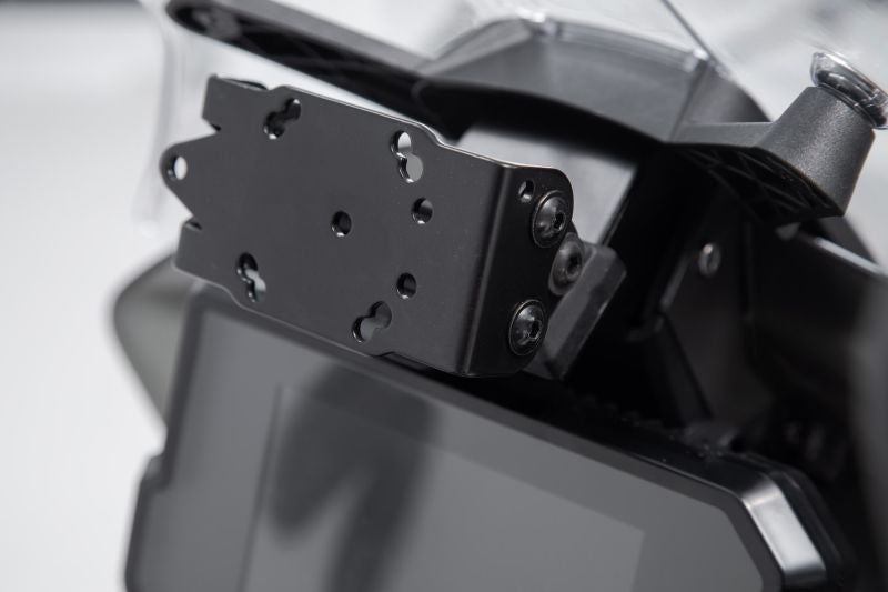 sw-motech-gps-mount-for-cockpit-black-ktm-790-890-adv-husqv-norden-901-sw-gps-04-521-10000-b-figure-1_800x800