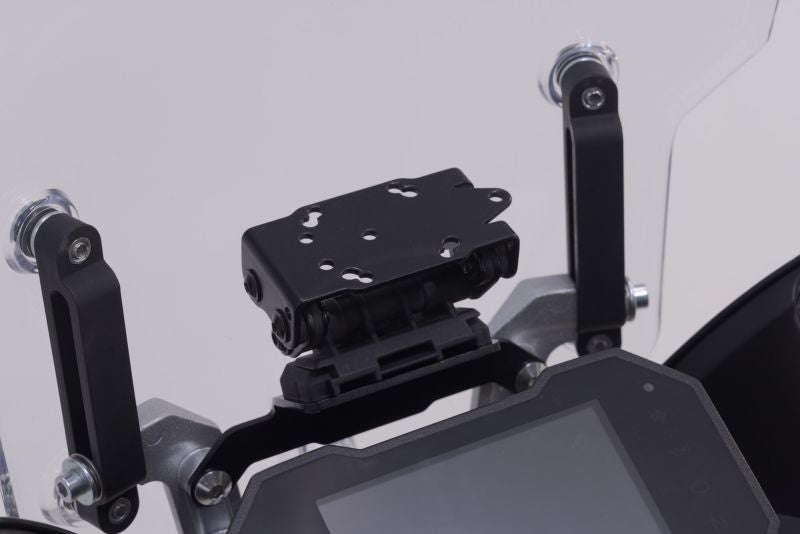 sw-motech-gps-mount-for-cockpit-black-voge-650-ds-x-21-sw-gps-02-049-10000-b-figure-1_800x800