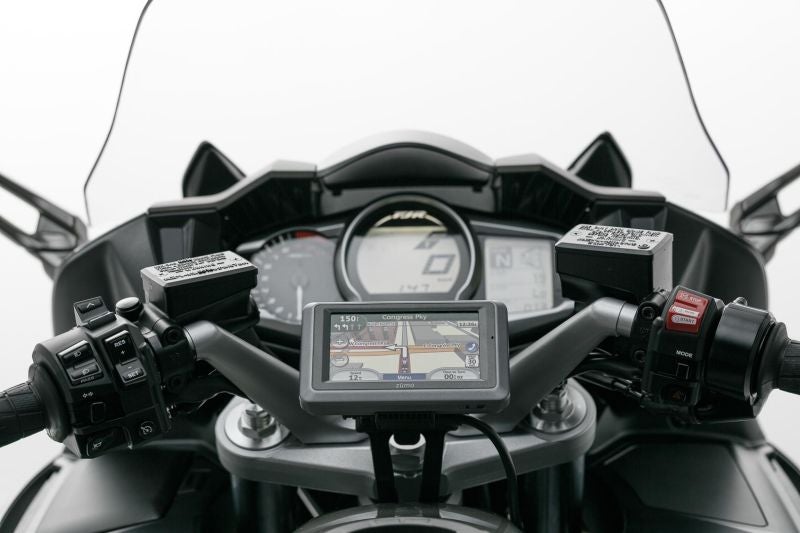 sw-motech-gps-mount-for-handlebar-black-yamaha-fjr-1300-04-sw-gps-06-646-10200-b-figure-1_800x800