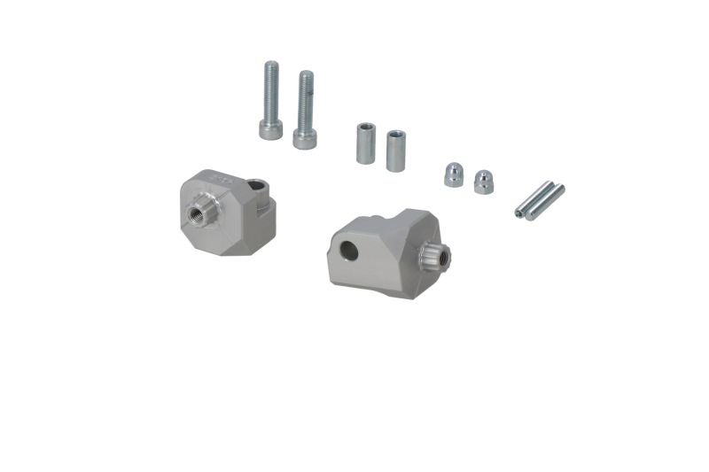 sw-motech-mounting-kit-for-evo-footrest-silver-yamaha-tenere-700-models-19-sw-frs-06-112-80201-s-figure-1_800x800