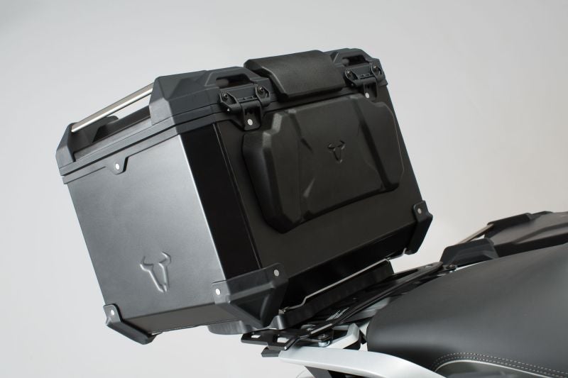 sw-motech-trax-adv-top-case-passenger-backrest-for-trax-adv-top-case-black-sw-alk-00-732-10200-b-figure-1_800x800
